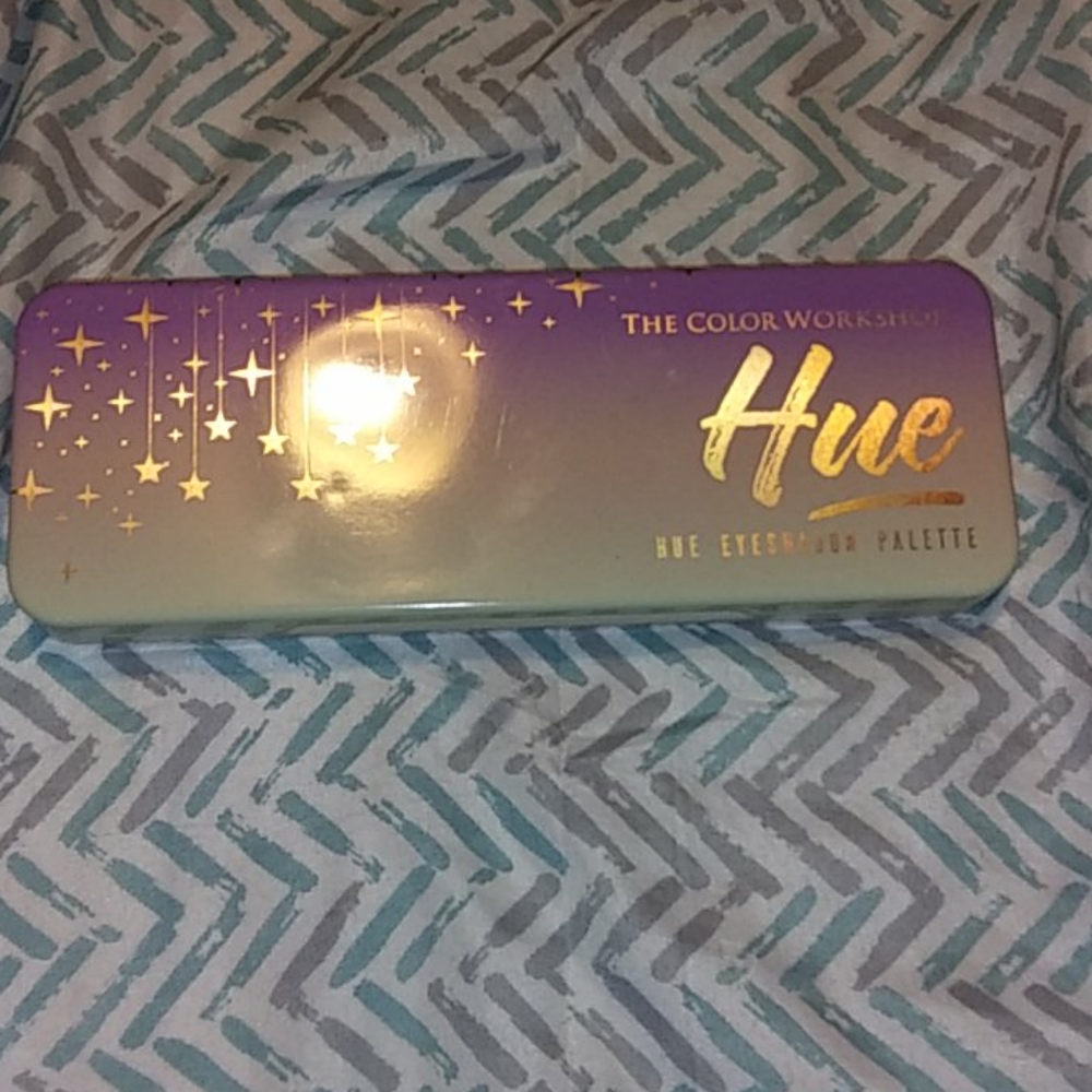 Makeup pallet - Picture 2 of 3